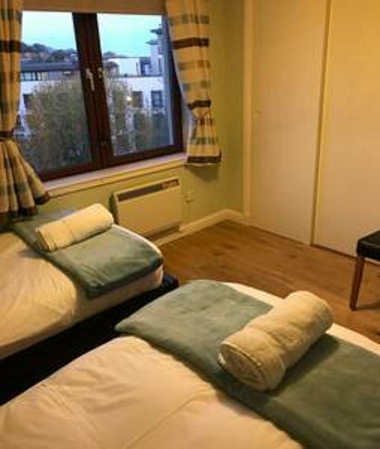 Edinburgh City Centre Old Town Holiday Apartment 3 Bedrooms מראה חיצוני תמונה